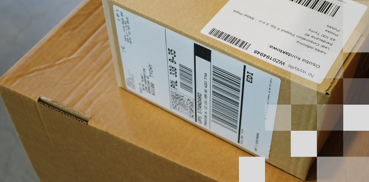 thermal transfer ribbons and logistic labels